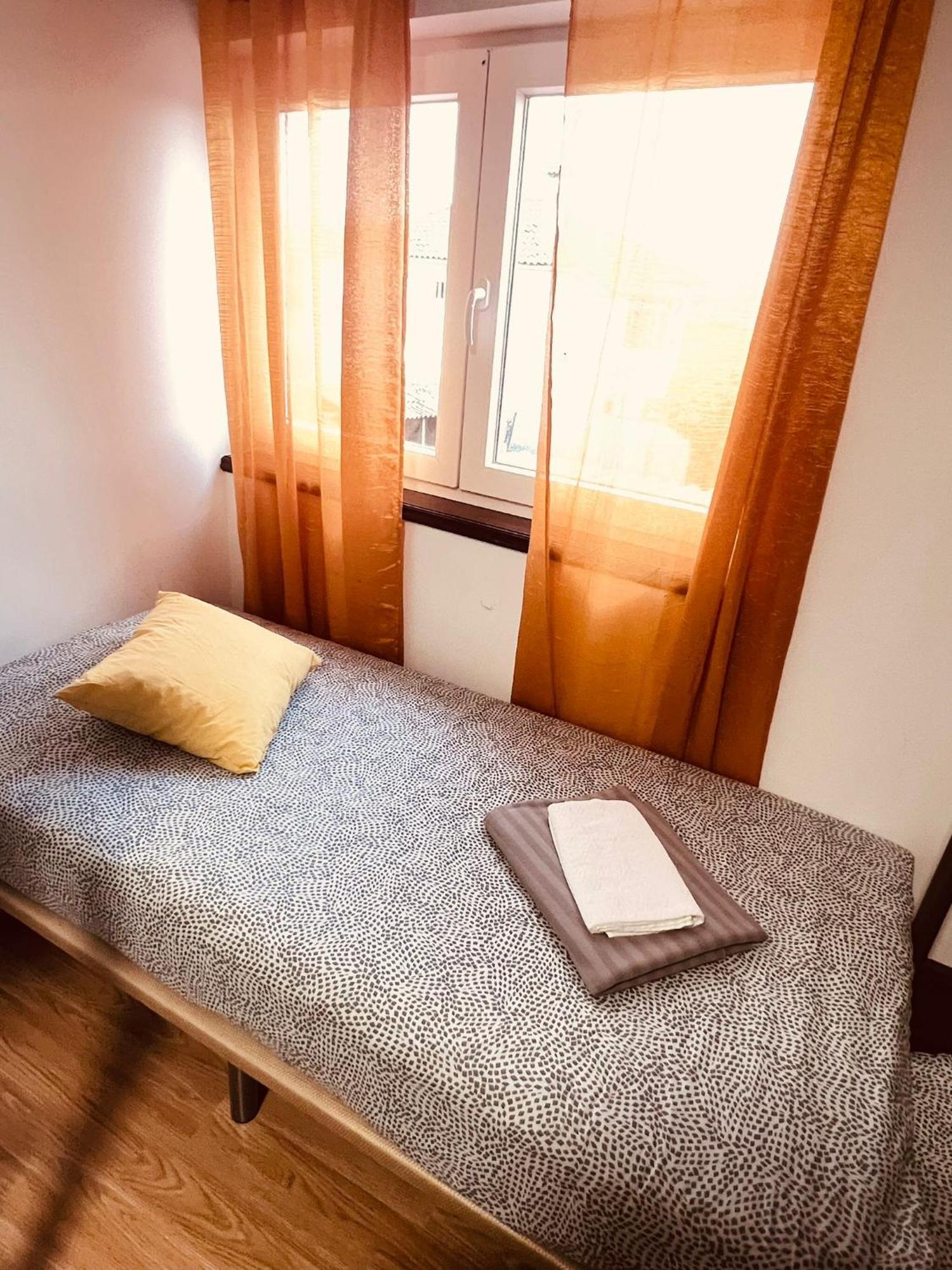 Hostel Golden Star Giao  Exterior photo